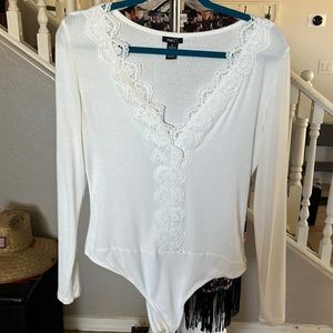 Women’s cotton/lace bodysuit